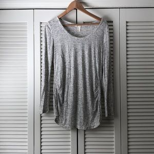 H&M heathered gray top